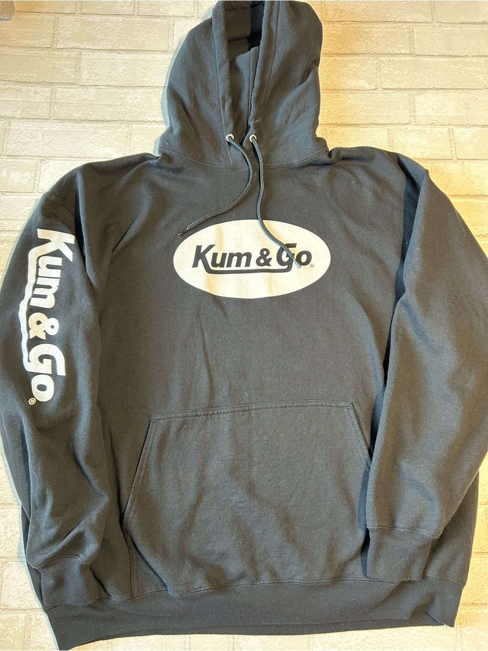 Kum & Go Men's Black Hoodie size XXl